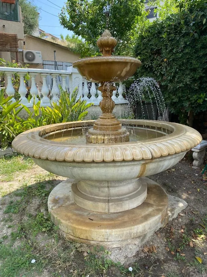 Jolie Appartement Avec Piscine La Roquette-sur-Siagne